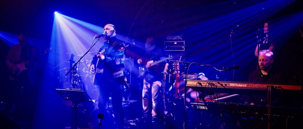 Home page image of Pink Floyd tribute band Re|Floyd tribute band on stage